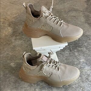 Steve Madden Tan Glitter Sneakers